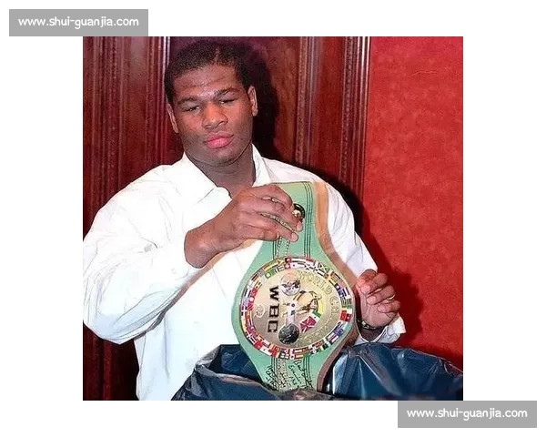 里迪克鲍与刘易斯世纪对决背后的恩怨与拳坛风云争霸历史与传奇碰撞